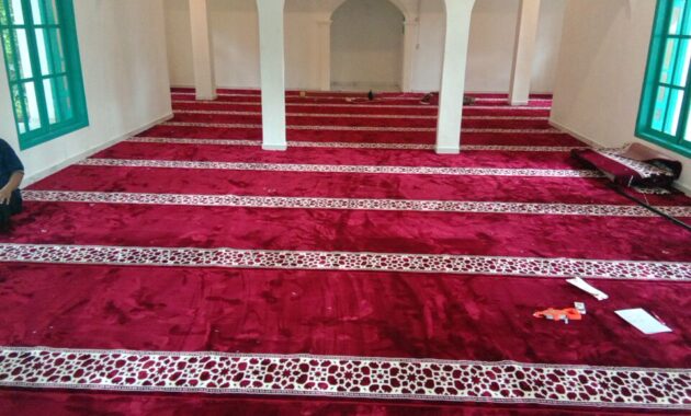 Toko Karpet Mesjid Aceh Barat